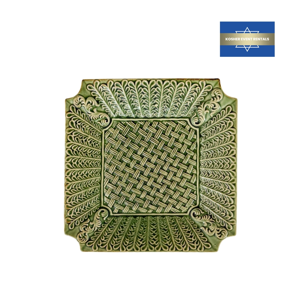 Raised Leaf Verde Charger Plate