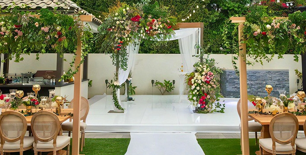 Flooring and Stages/Dance Floor